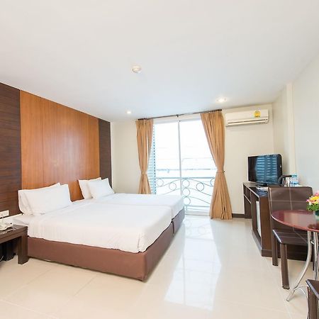 Tara Monte Hotel Bangkok Bagian luar foto